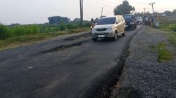 Jalan Gunungsari Amblas Parah Pasca Perbaikan, Kenapa?