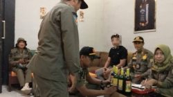 Satpol PP Rembang Sita 78 Botol Minuman Beralkohol Ilegal dalam Operasi Penertiban Kafe dan Karaoke
