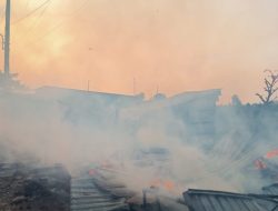 Tiga Warung di Depan PT PWI Rembang Hangus Terbakar, Kerugian Capai Puluhan Juta